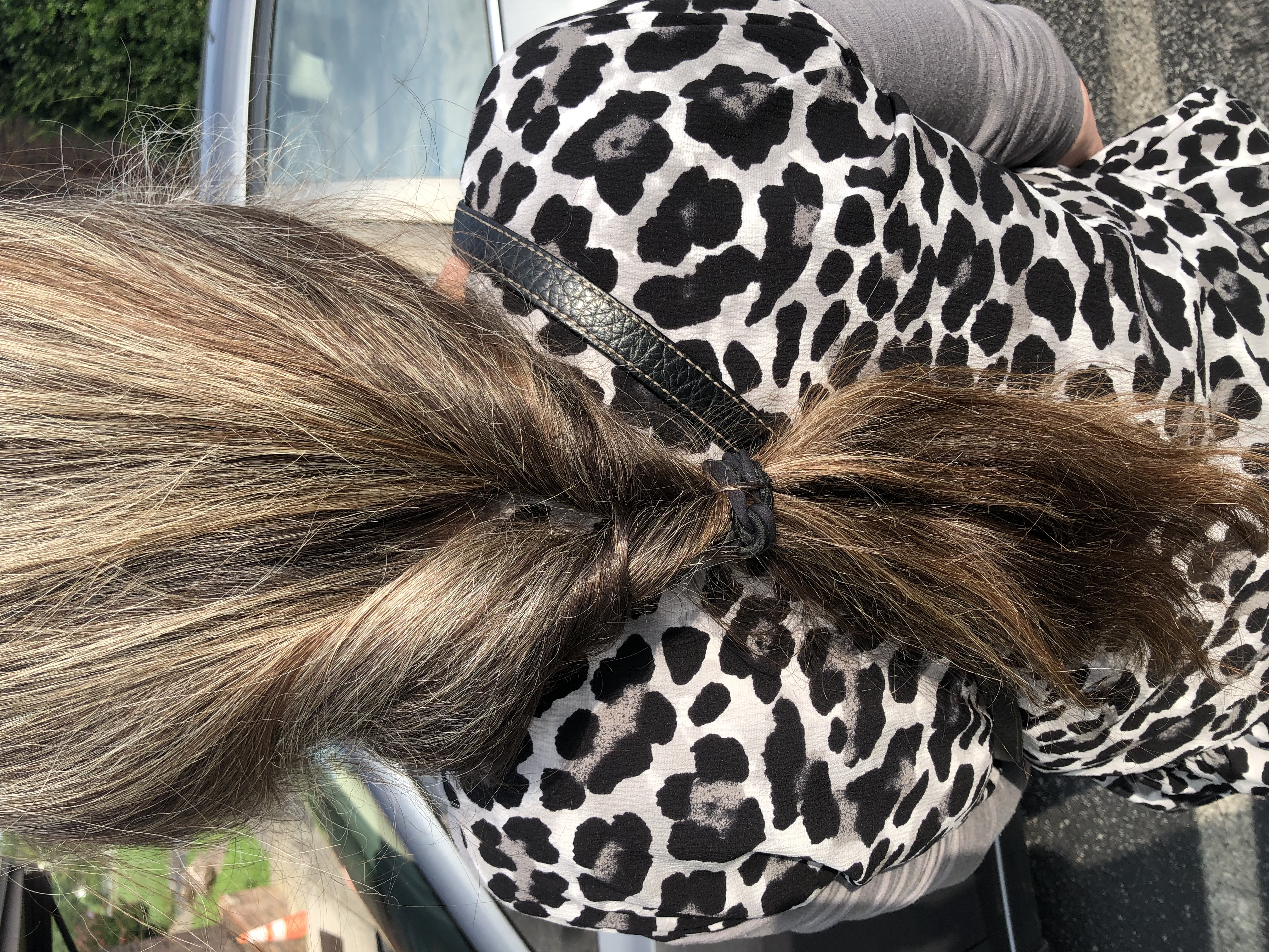 loose ponytail roll